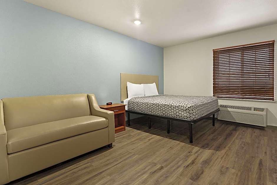 WoodSpring Suites Greenville Simpsonville