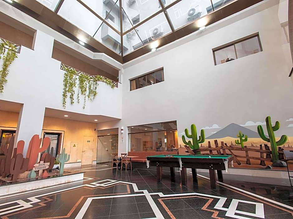Ibis Styles Presidente Prudente, Portal of the West