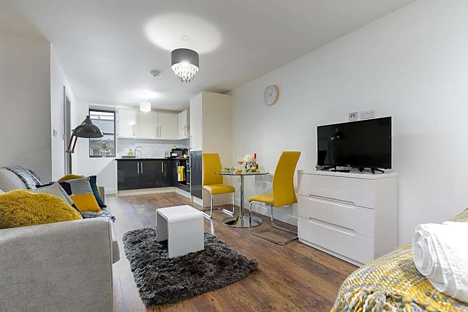 KVM - City Apartments - Contractors - Town Centre by KVM Stays