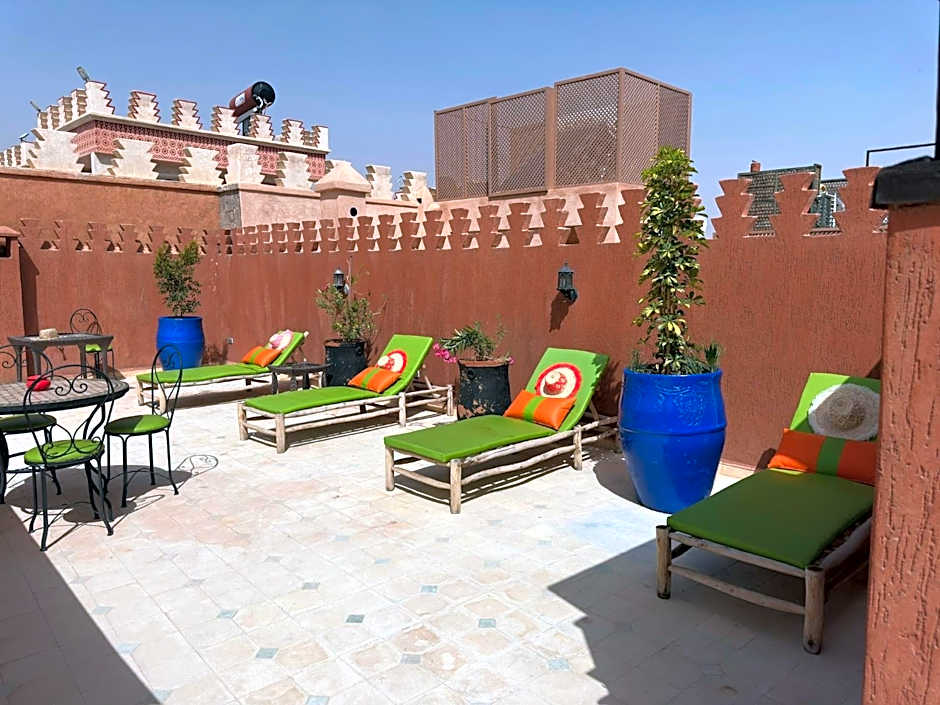 Riad Tidar by Phoenix