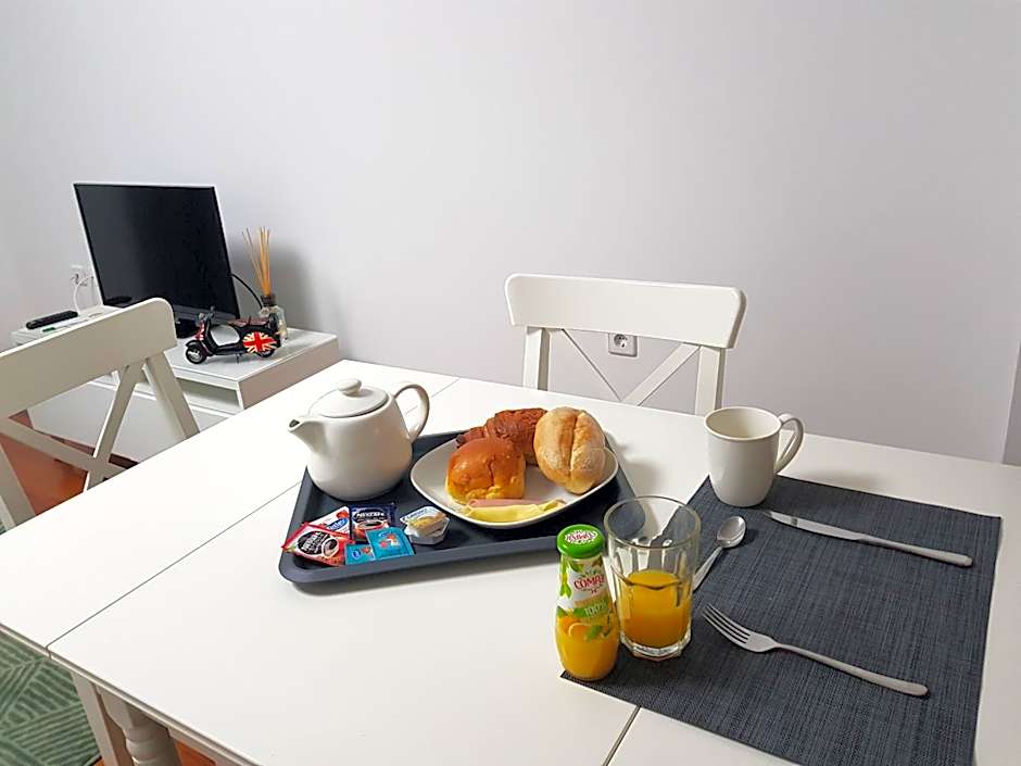 Travellers Pearl by Storytellers