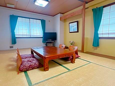 Japanese-Style Quadruple Room - Non-Smoking