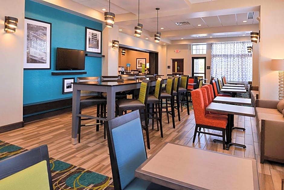 Hampton Inn By Hilton Pittsburgh/ Wexford Sewickley, PA