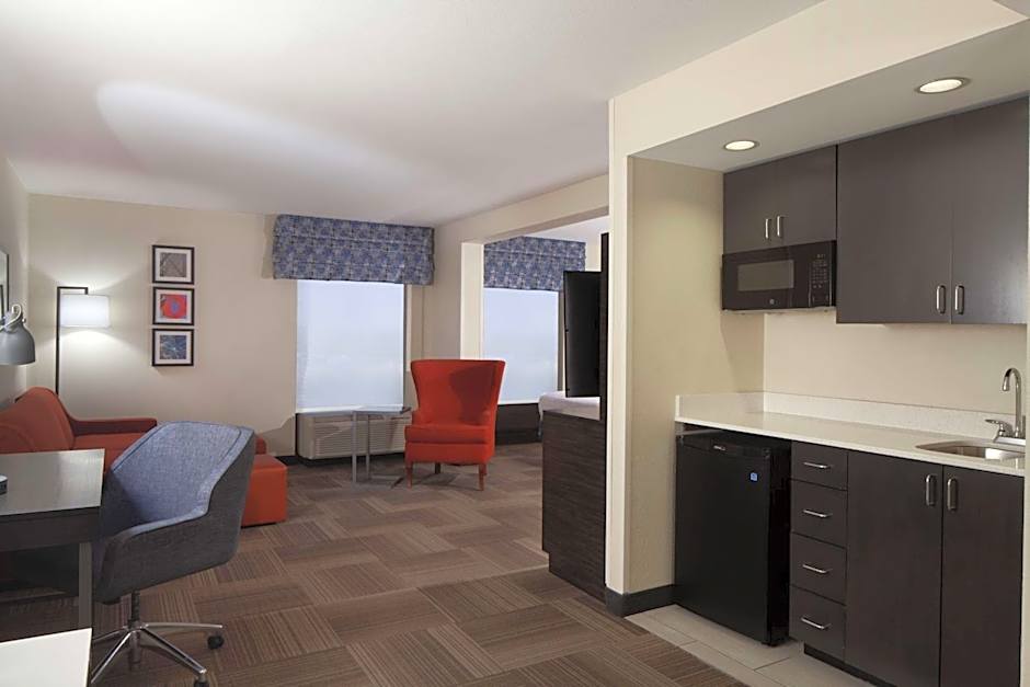 Hampton Inn By Hilton Charleston-Southridge