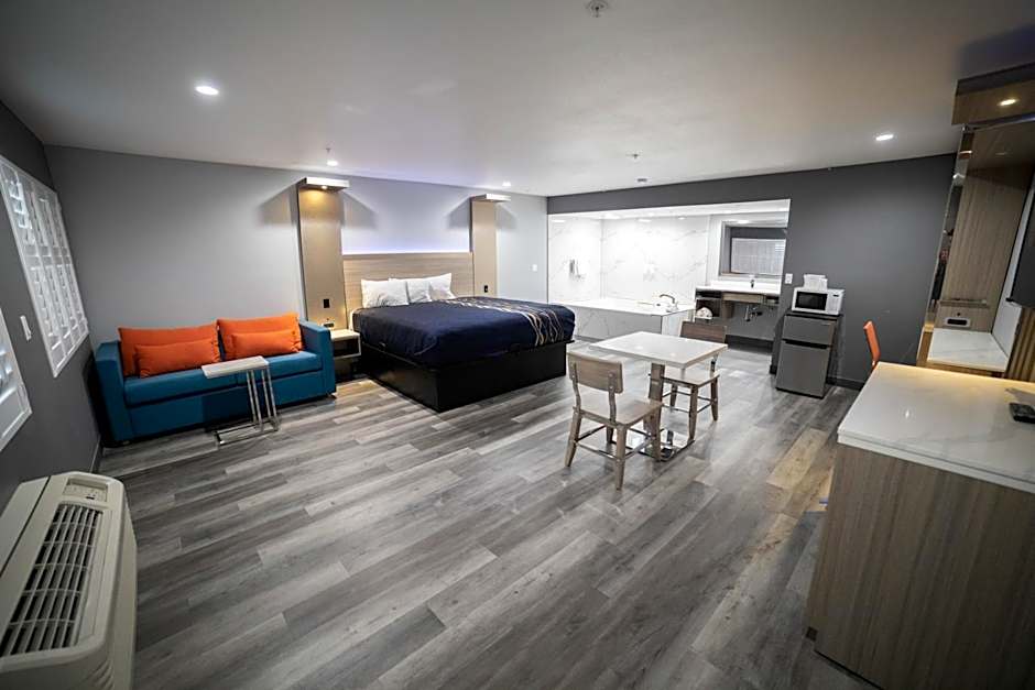 Travelodge by Wyndham Whittier