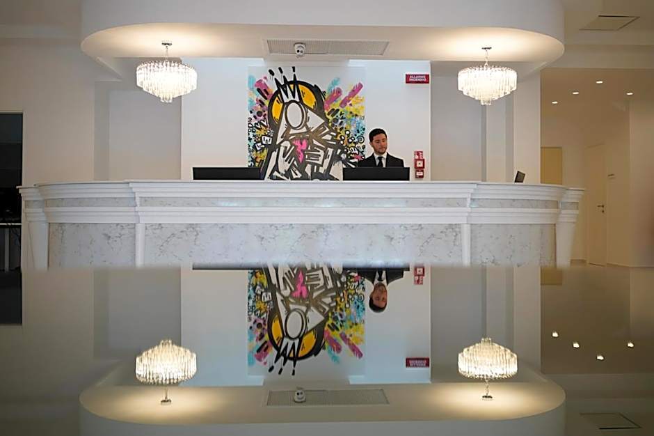 PM Hotel