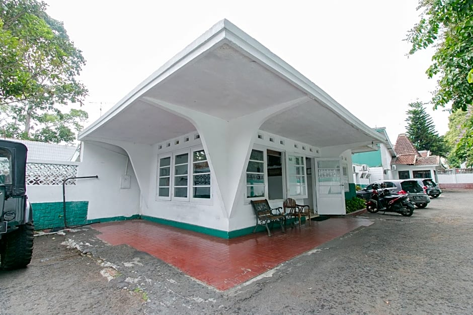 Spot On 1707 Hotel Mustika Widyasari