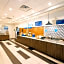 Holiday Inn Express Hotel & Suites Bay City