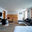 PJ Apartments & Wellness - Hot Tub & Sauna - Free Parking