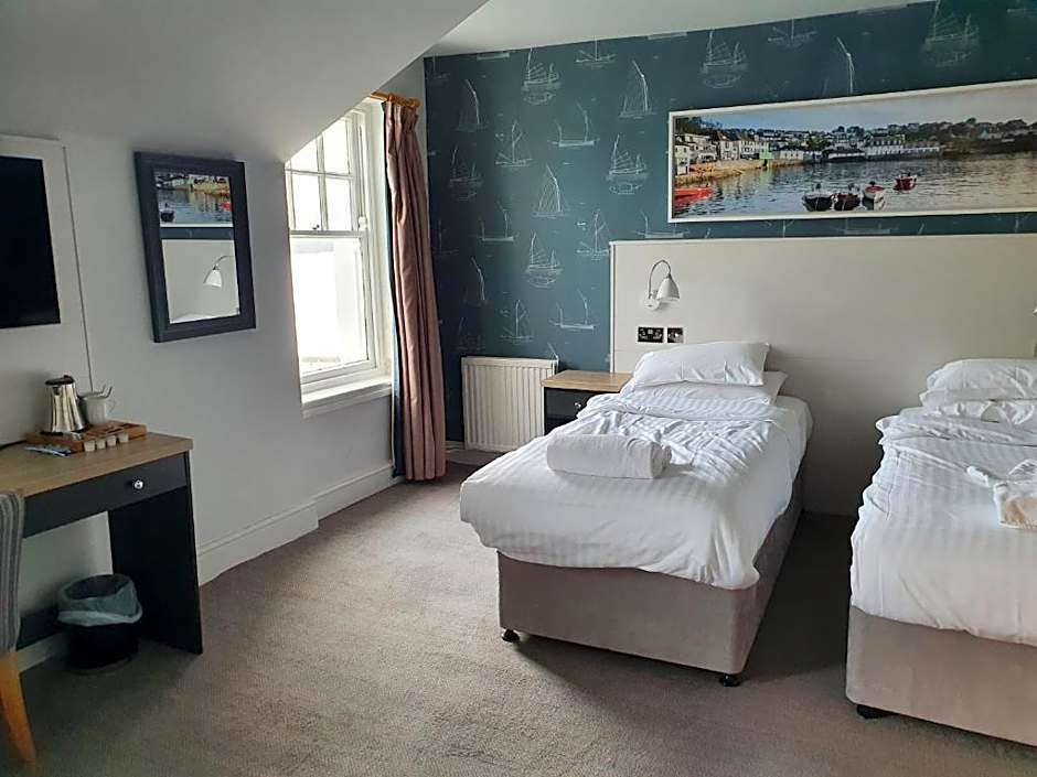 Ship and Castle Hotel