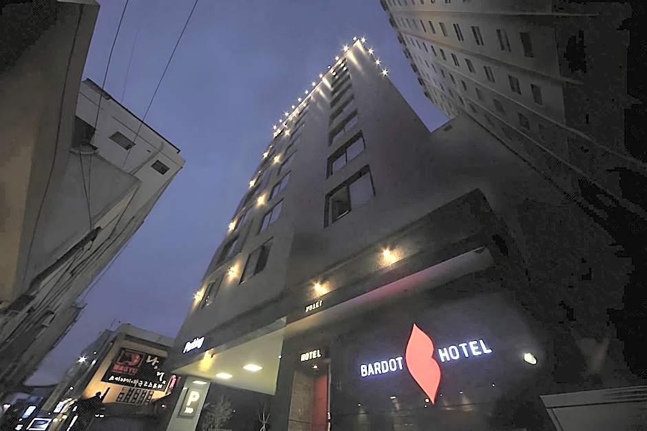 Maron Hotel Nampo
