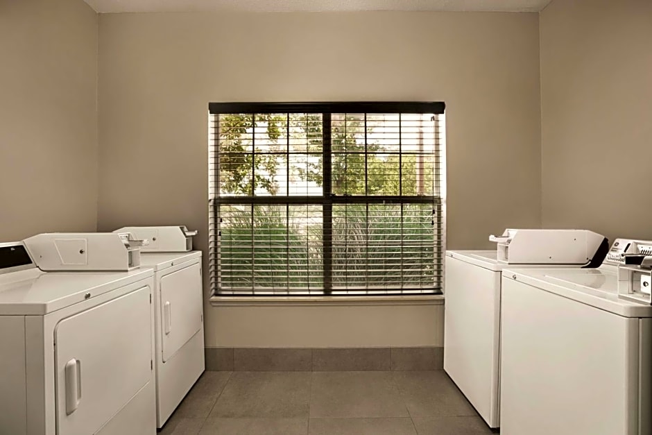 Country Inn & Suites by Radisson, Newnan, GA