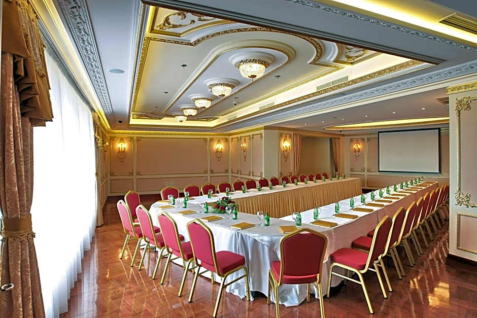 Hotel Moskva