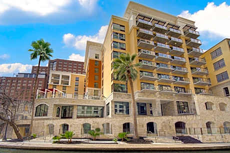 Hampton Inn By Hilton & Suites San Antonio Riverwalk