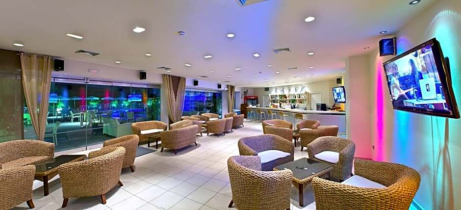 Elinotel Apolamare Hotel
