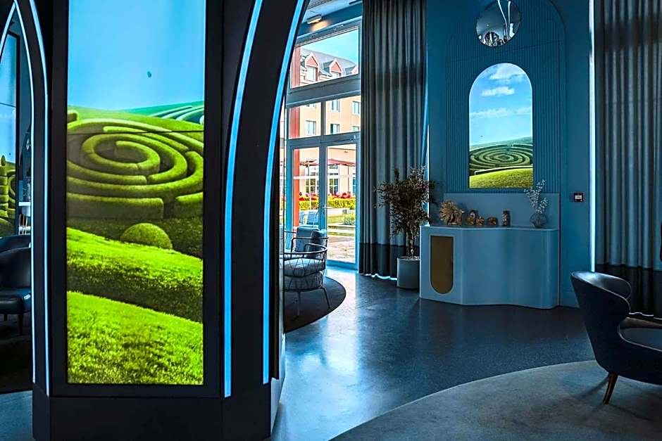 Grand Magic Hotel
