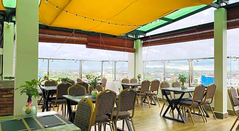 The Square Kampot Hotel