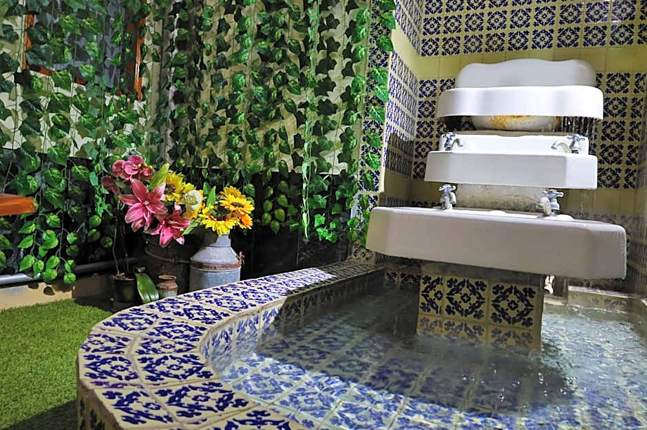 Azcami Boutique Hotel