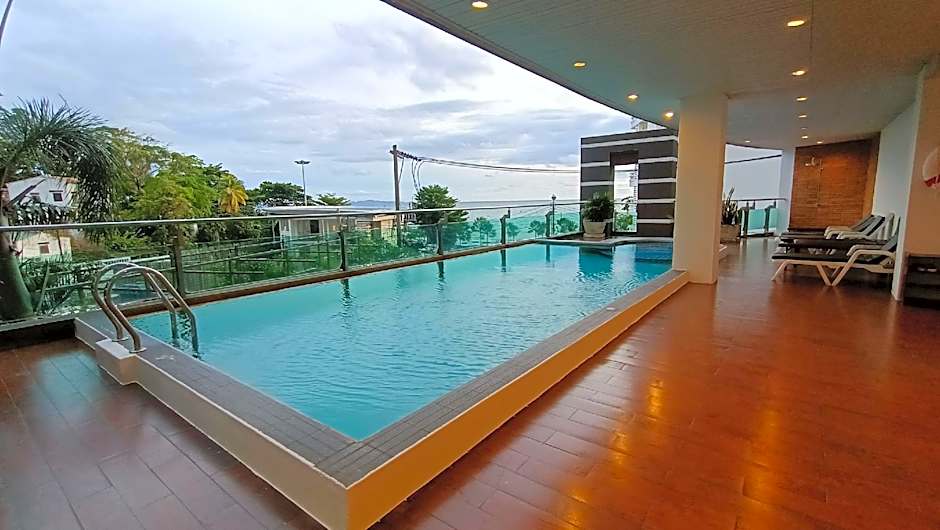 Royal Beach View Suites