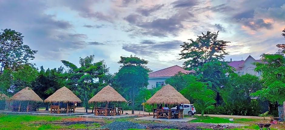 Glorious Hotel & Spa