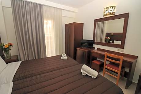 Double or Twin Room with Pool View