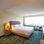 DoubleTree by Hilton Clarksville Riverview