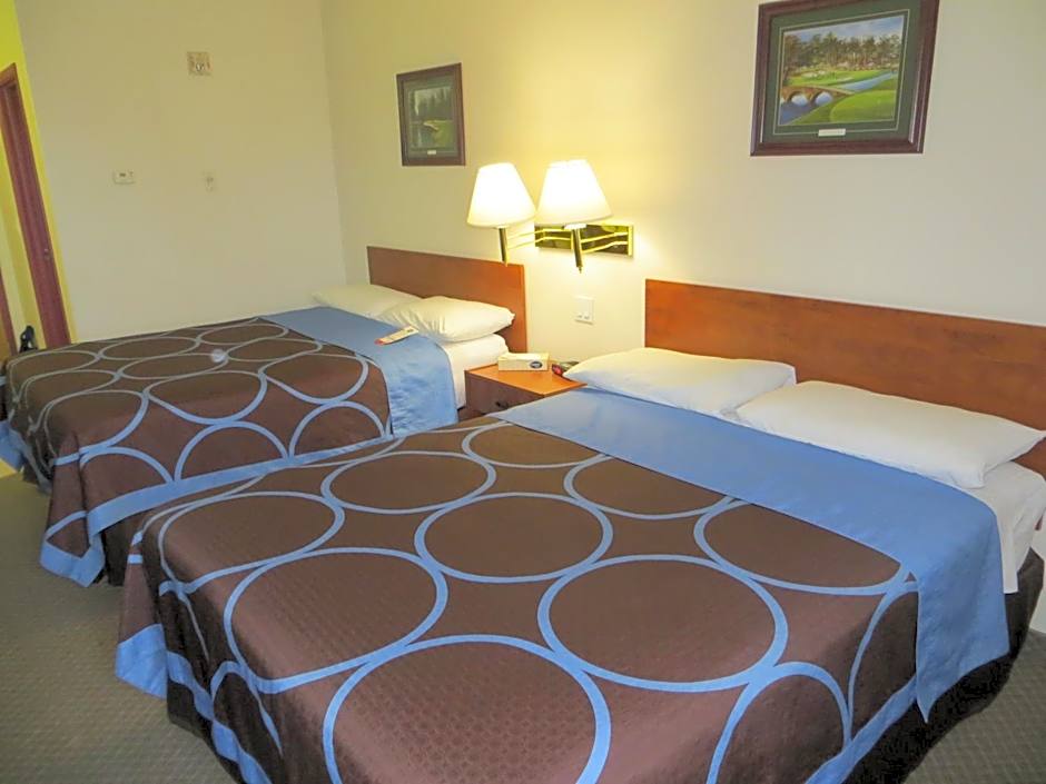 Super 8 by Wyndham Edmonton/West