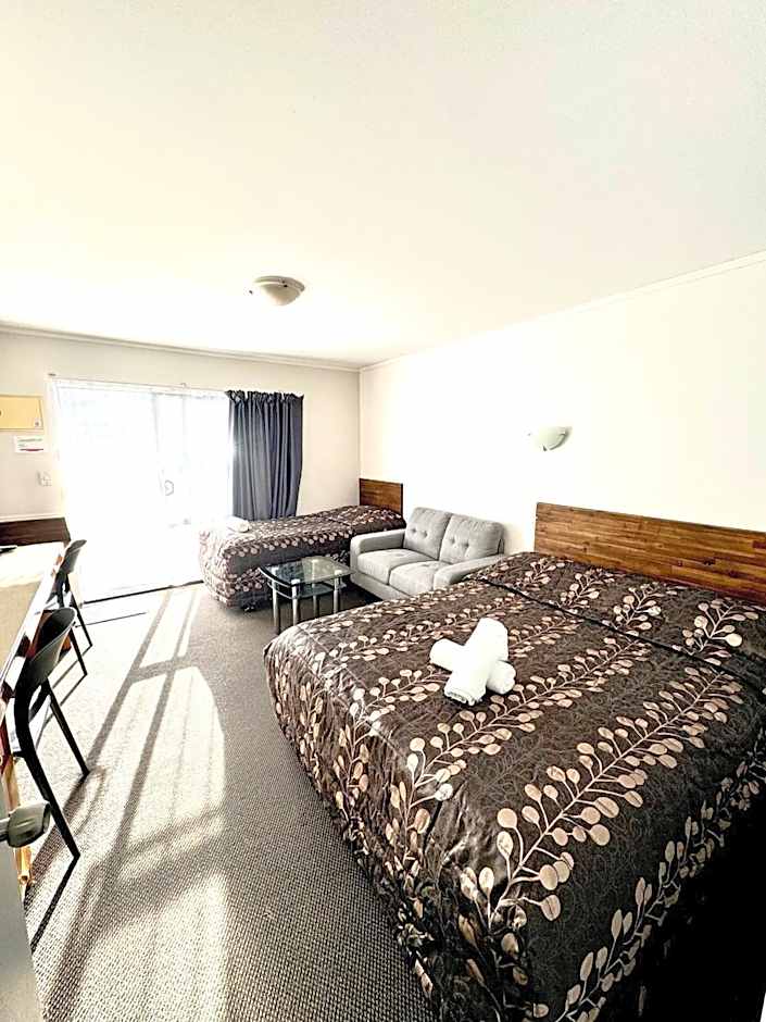 Papakura Pioneer Motor Lodge & Motel