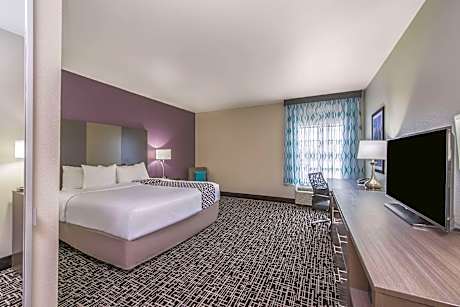 1 King Bed Mobility Accessible Room