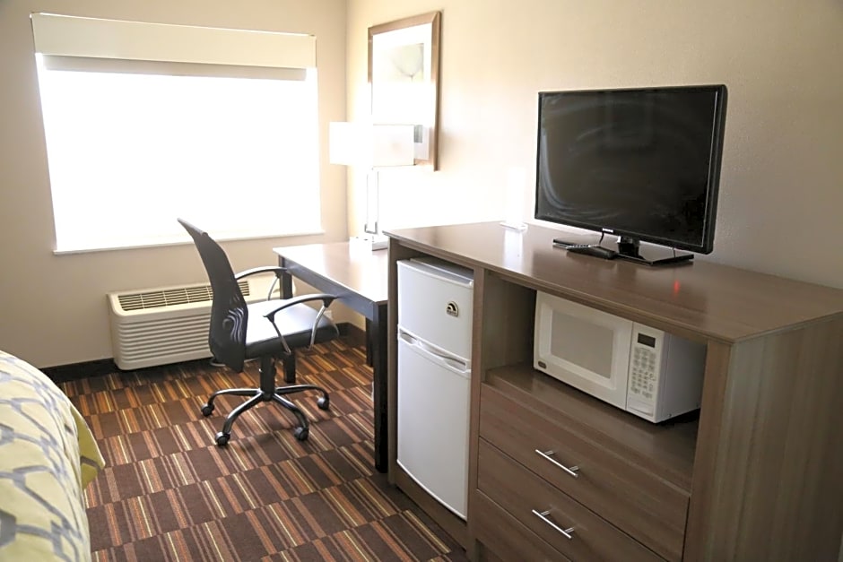 Baymont by Wyndham Plano