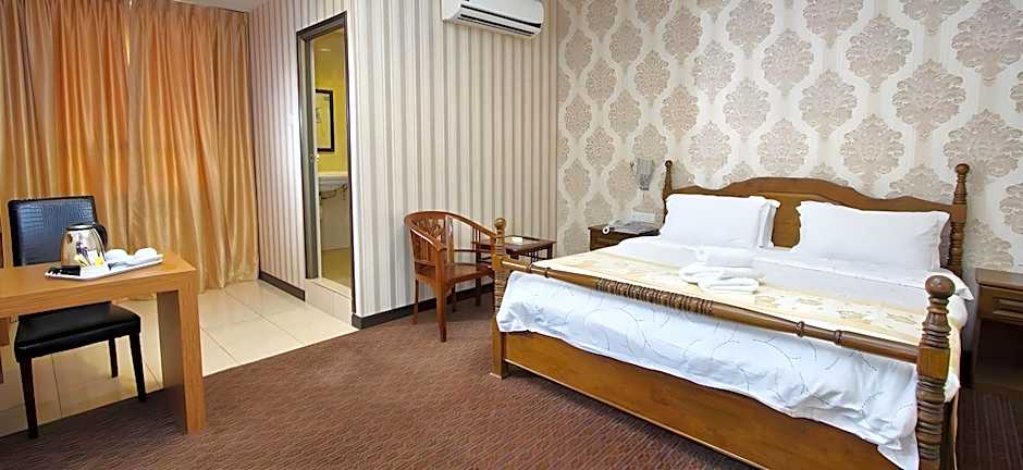 Hotel Tebrau CT