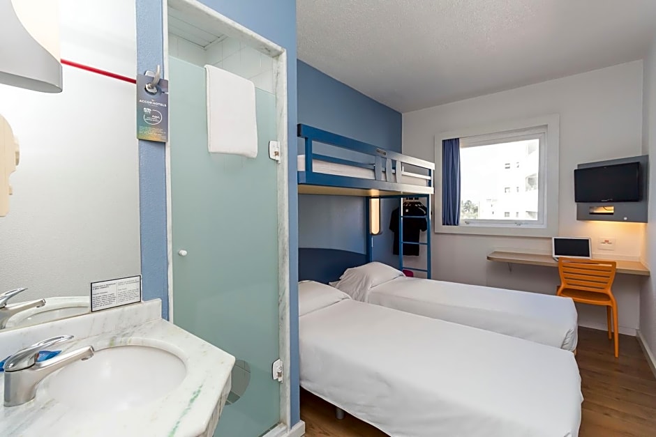 ibis budget Curitiba Centro