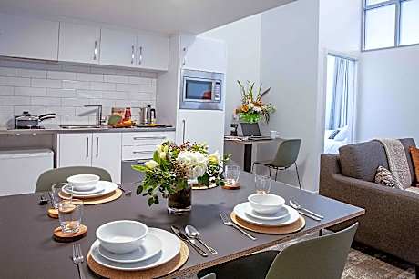 Deluxe Two Bedroom Apartment