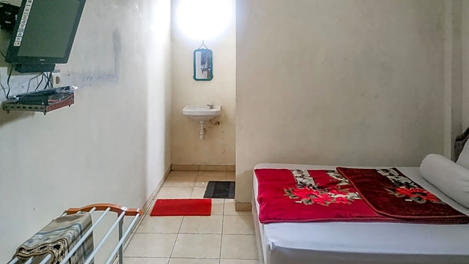 Villa Al Barokah Syariah Family Mitra RedDoorz near Sarangan Lake