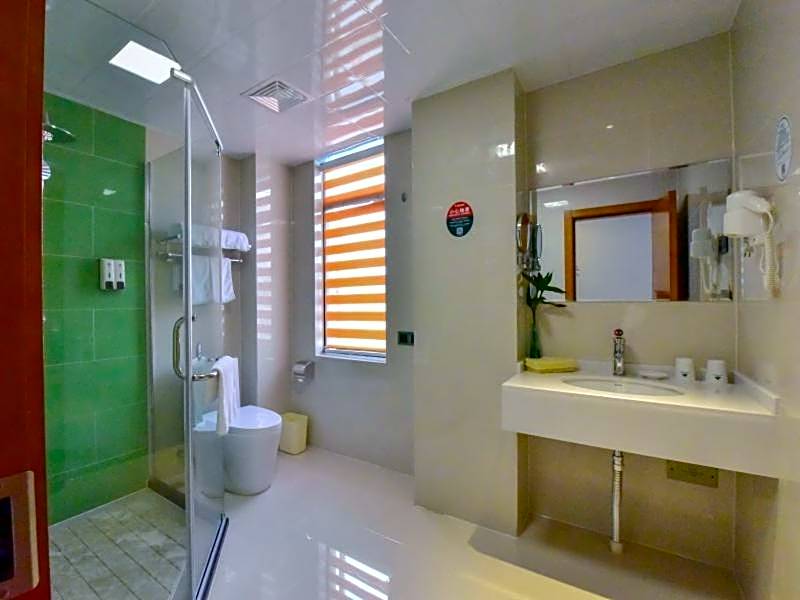 GreenTree Inn Huanggang Qichun County Ouyada Square Express Hotel
