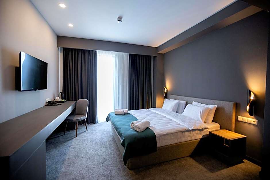 Photo 1 of 6 of Deluxe 1 Double Bed or 2 Beds, Balcony