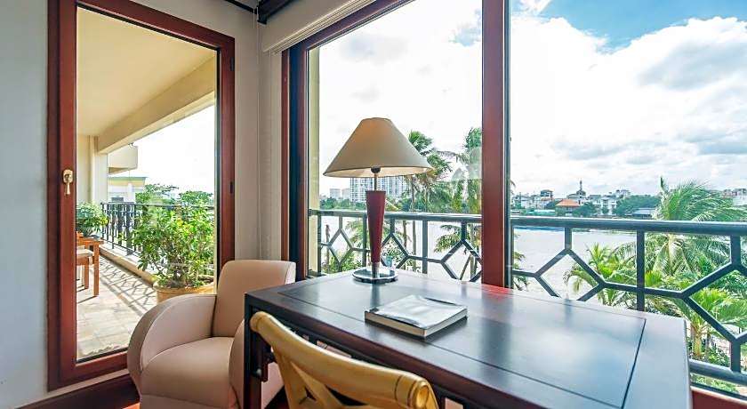 Saigon Domaine Luxury Residences