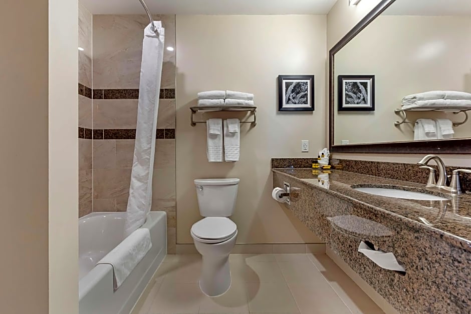 Best Western Plus Cobourg Inn & Convention Centre