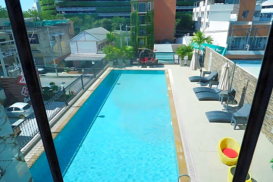 Banbua Grand Udon Hotel