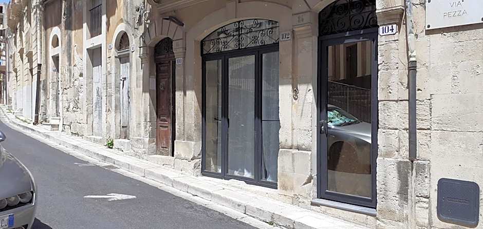 Via Pezza 100