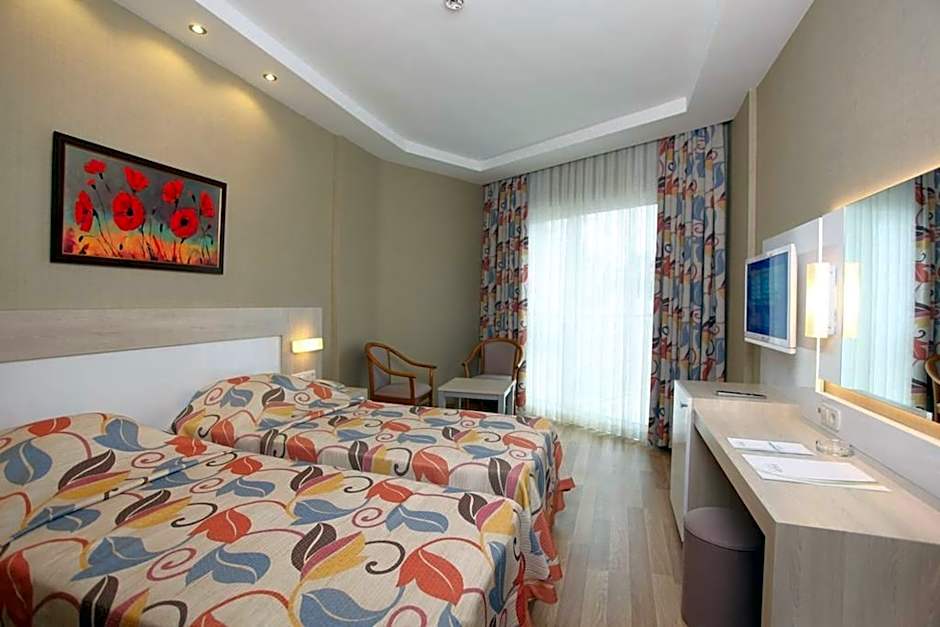 Riviera Hotel & Spa