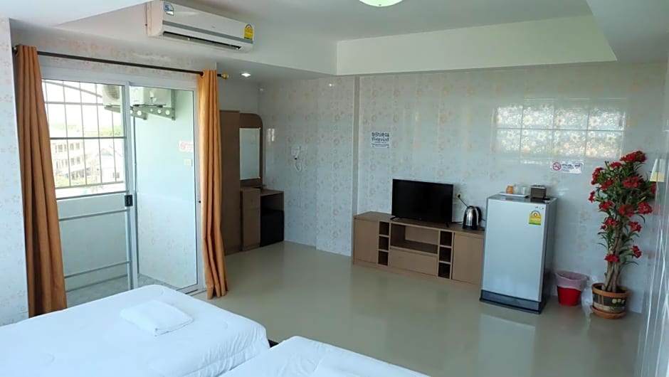 D5 Hotel สาขา หนองตำลึง