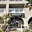 La Quinta Inn & Suites by Wyndham San Francisco Airport West
