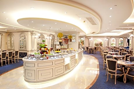 New Orient Landmark Hotel