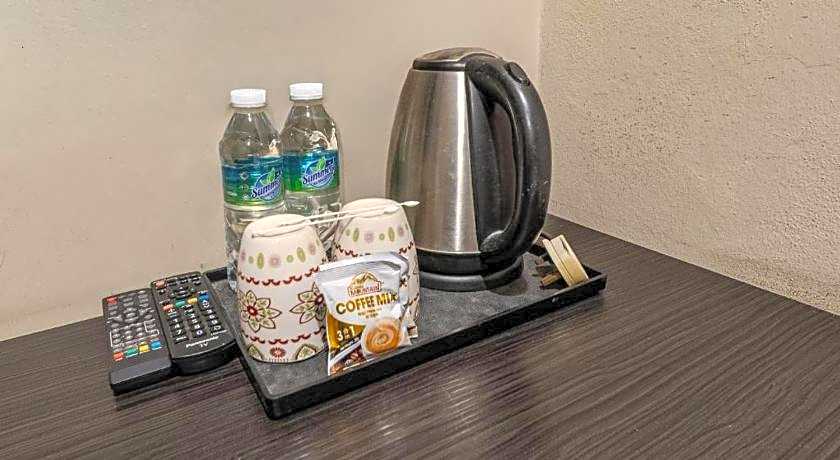 Gl Hotel