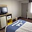 Days Inn by Wyndham Pratt