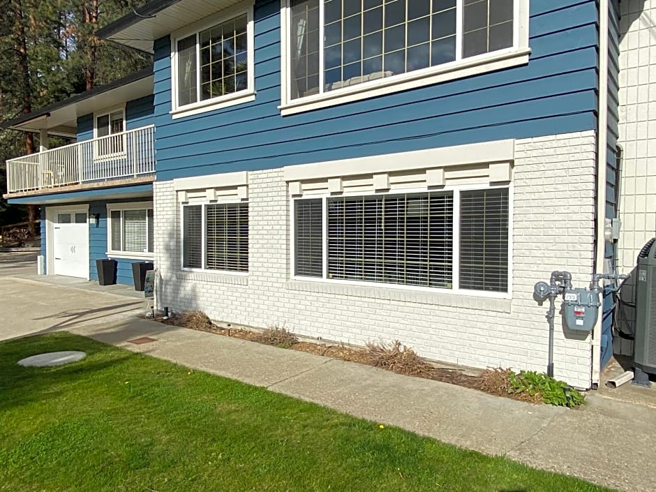 The Blue House Bed and Breakfast