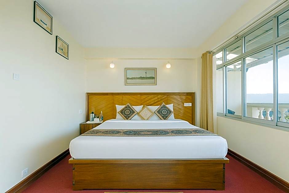 Hotel White Yak