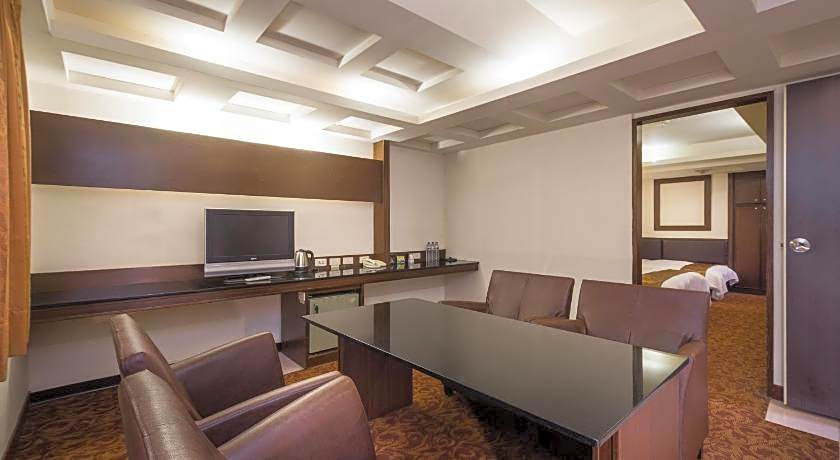 The Enterpriser Hotel