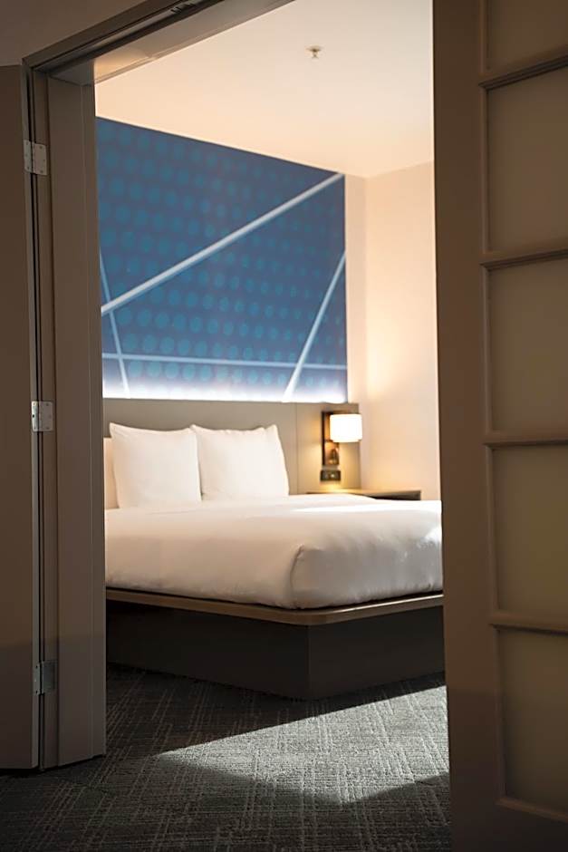 Comfort Suites Airport Tukwila Seattle
